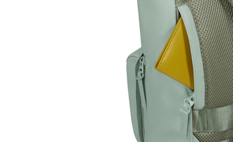 Skjult lomme på baksiden