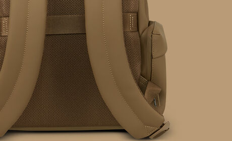 Side pockets
