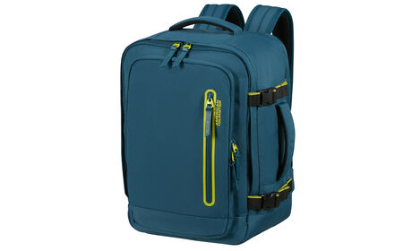 Oppfyller kravene til størrelse for gratis håndbagasje om bord hos Ryanair og Wizz Air