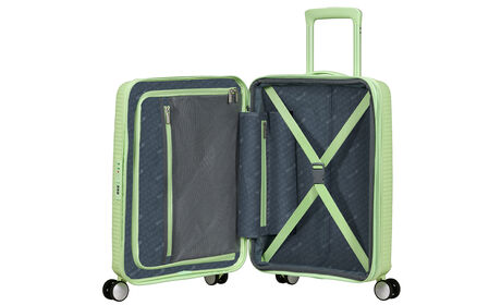 Innvendig organisering med en ekstra lomme med glidelås