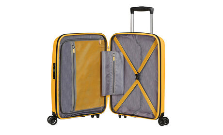 Innvendig organisering med en ekstra lomme med glidelås