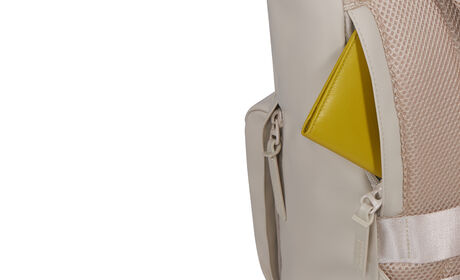 Skjult lomme på baksiden