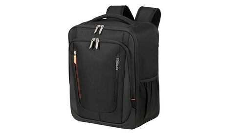 Oppfyller kravene til størrelse for gratis håndbagasje om bord hos Ryanair og Wizz Air