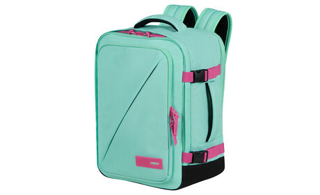 Oppfyller kravene til størrelse for gratis håndbagasje om bord hos Ryanair og Wizz Air