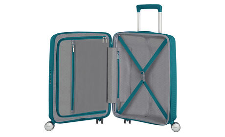 Innvendig organisering med en ekstra lomme med glidelås