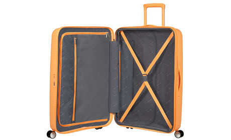 Innvendig organisering med en ekstra lomme med glidelås