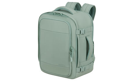 Oppfyller kravene til størrelse for gratis håndbagasje om bord hos Ryanair og Wizz Air