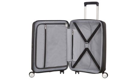 Innvendig organisering med en ekstra lomme med glidelås