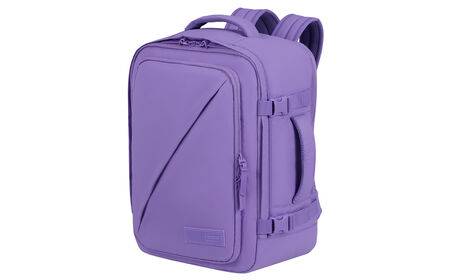 Oppfyller kravene til størrelse for gratis håndbagasje om bord hos Ryanair og Wizz Air