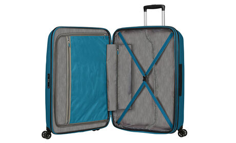 Innvendig organisering med en ekstra lomme med glidelås