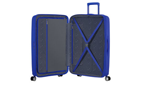 Innvendig organisering med en ekstra lomme med glidelås