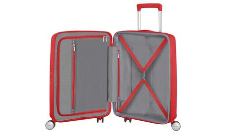 Innvendig organisering med en ekstra lomme med glidelås