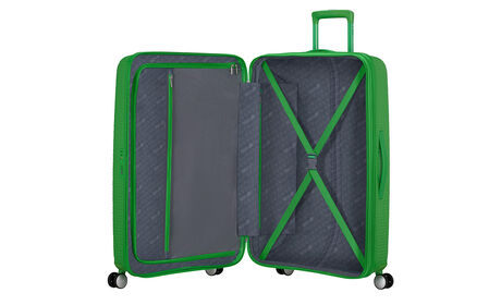 Innvendig organisering med en ekstra lomme med glidelås