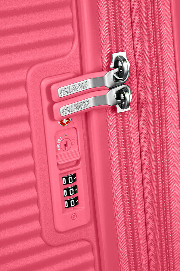 American Tourister Soundbox Spinner Expandable 67cm  Hot Pink