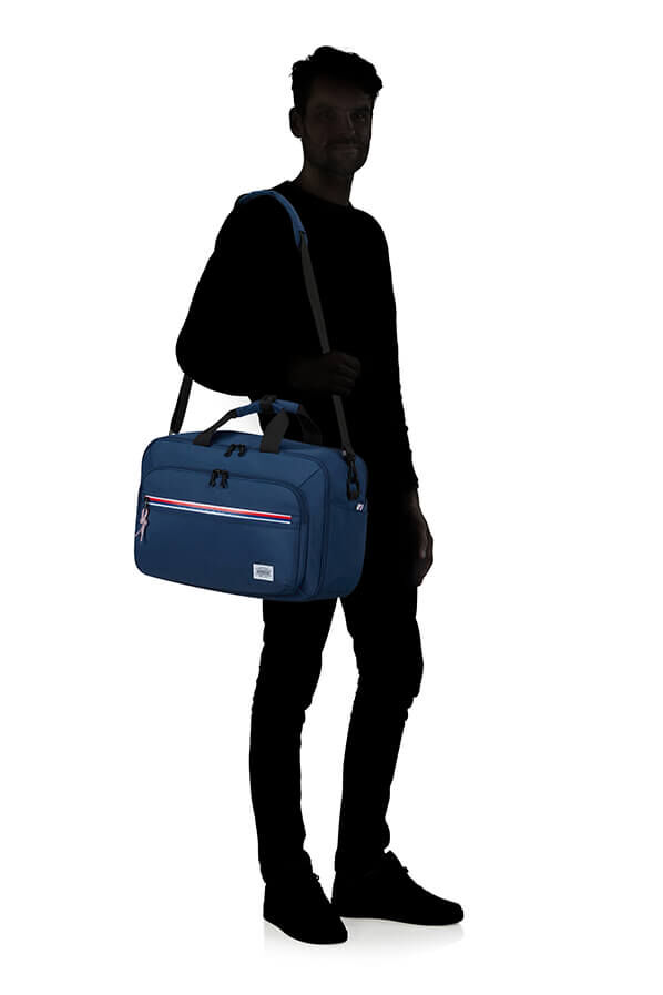 American Tourister UpBeat 3-Way Boarding Bag  Marinebl&aring;