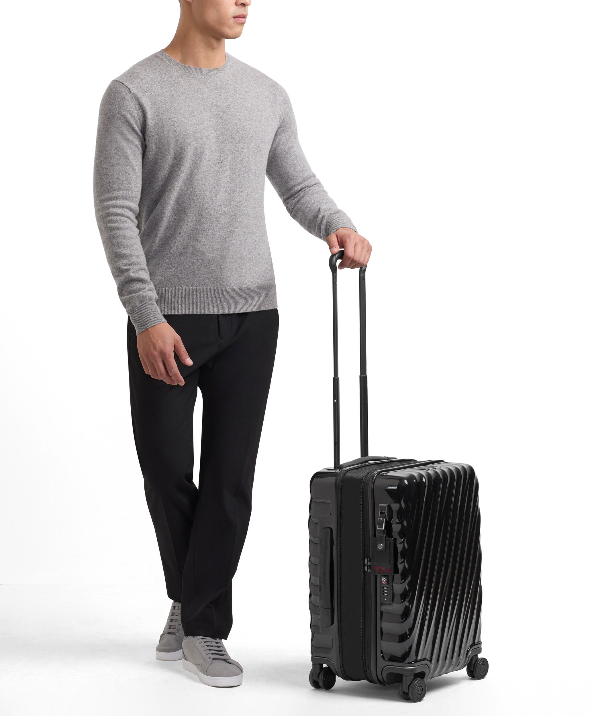 19 Degree Koffert med 4 hjul 55 cm - Int.