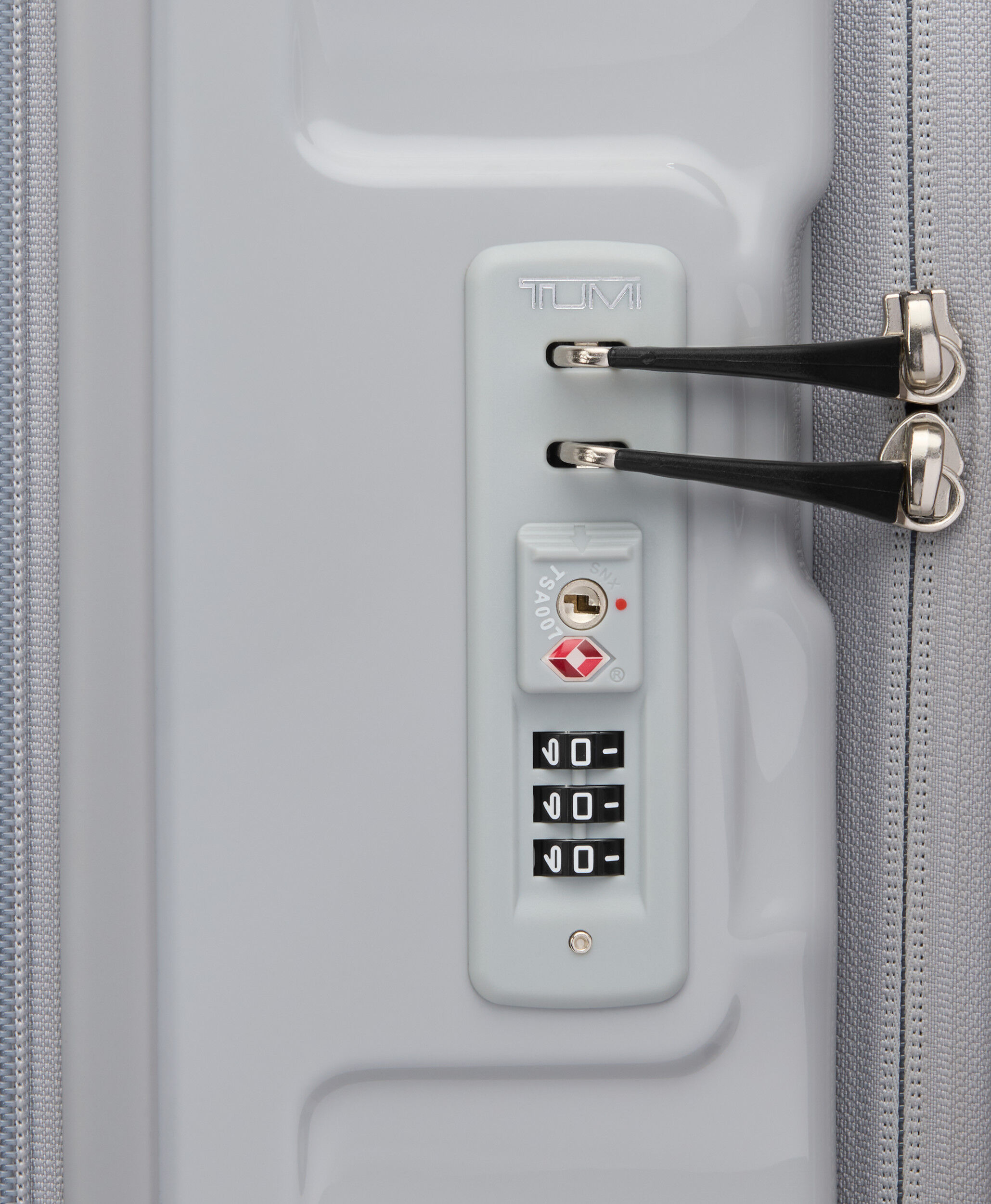 19 Degree Front Access Utvidbar koffert med 4 hjul