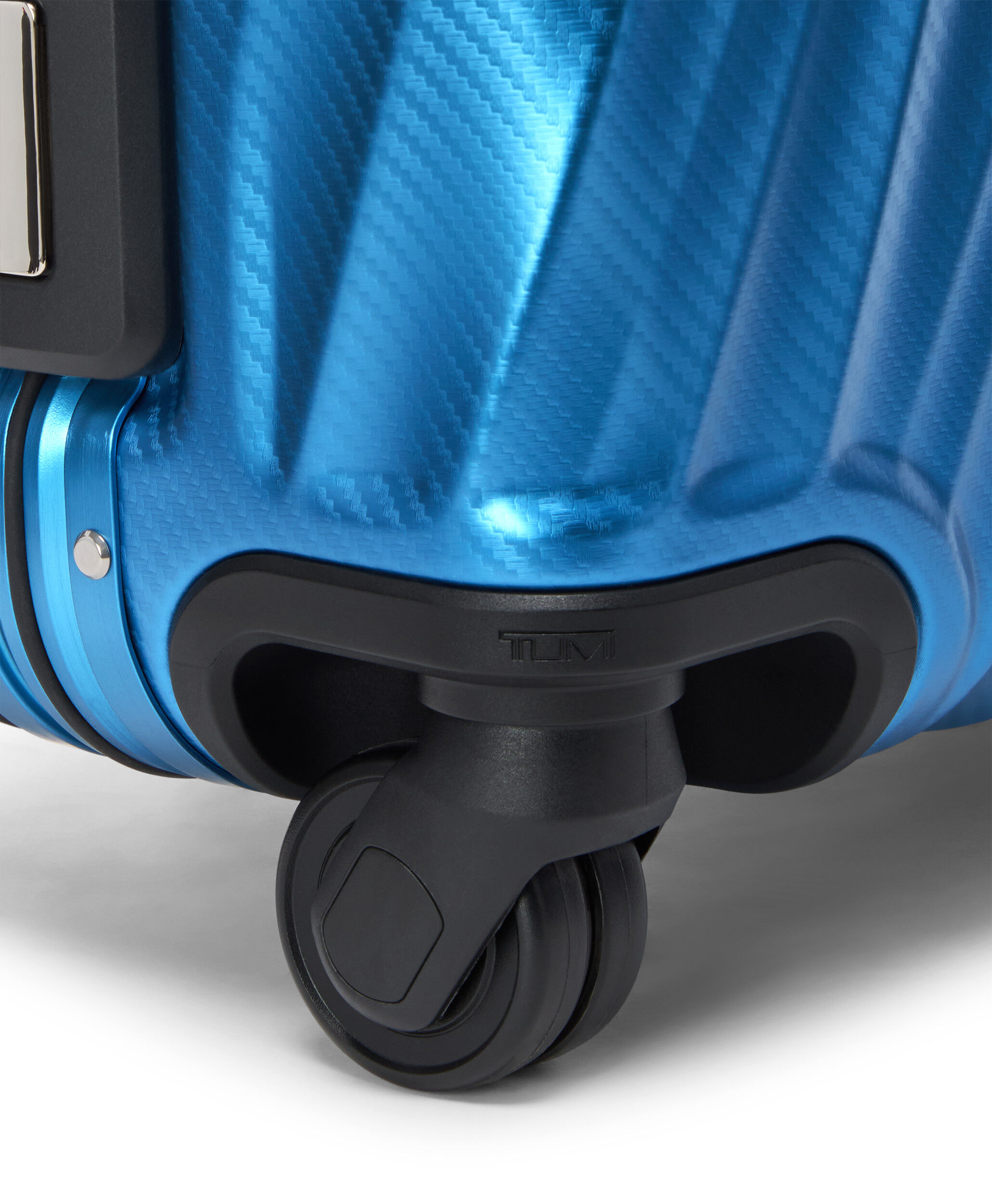 19 Degree Aluminium Koffert med 4 hjul 56 cm - Cont.