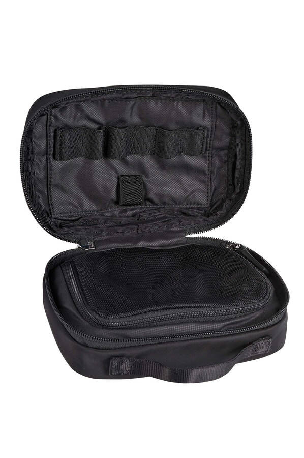 TUMI Tumi Travel Access. ACCESSORY POUCH SMALL  Black