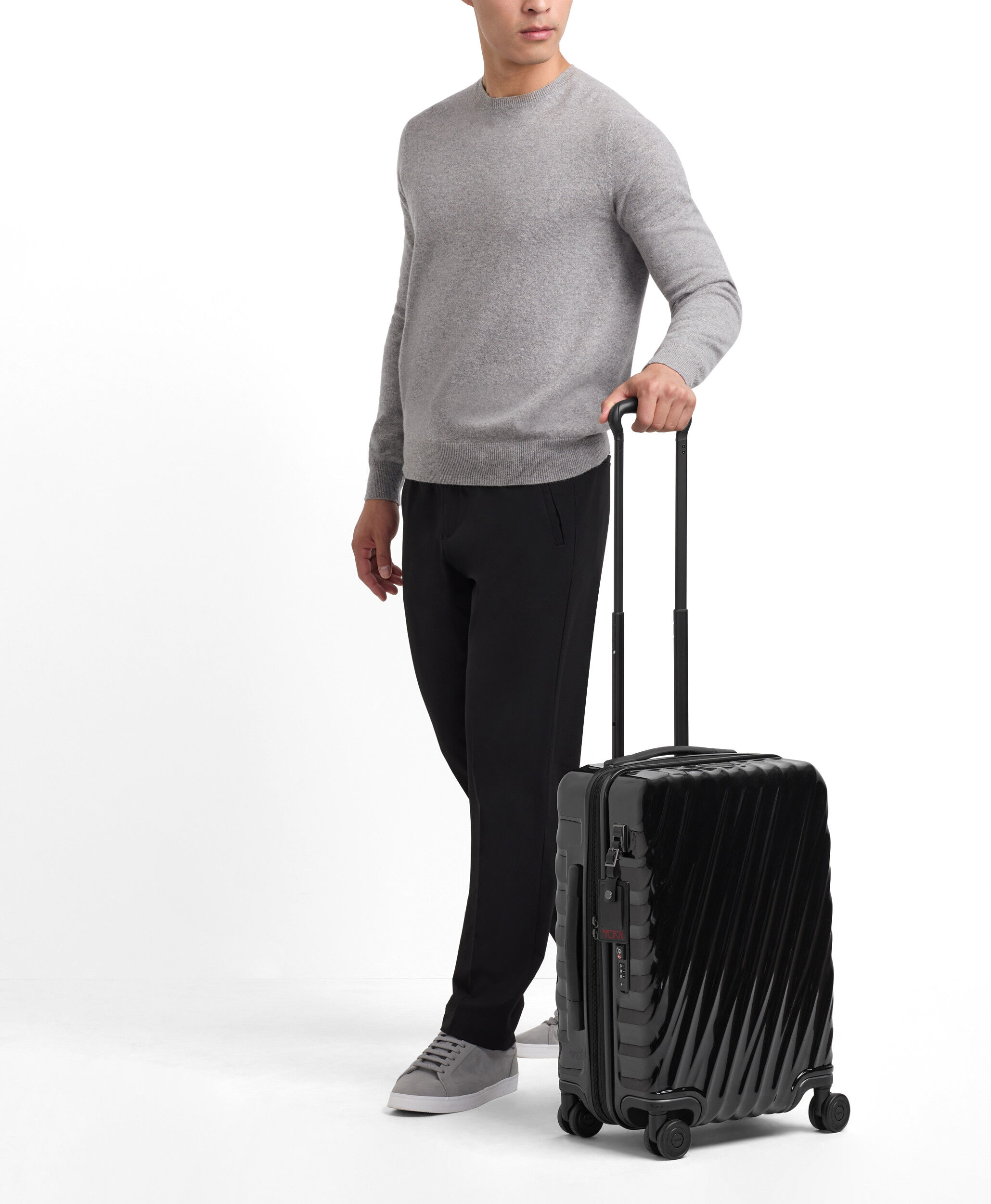 19 Degree Koffert med 4 hjul 55 cm - Int.