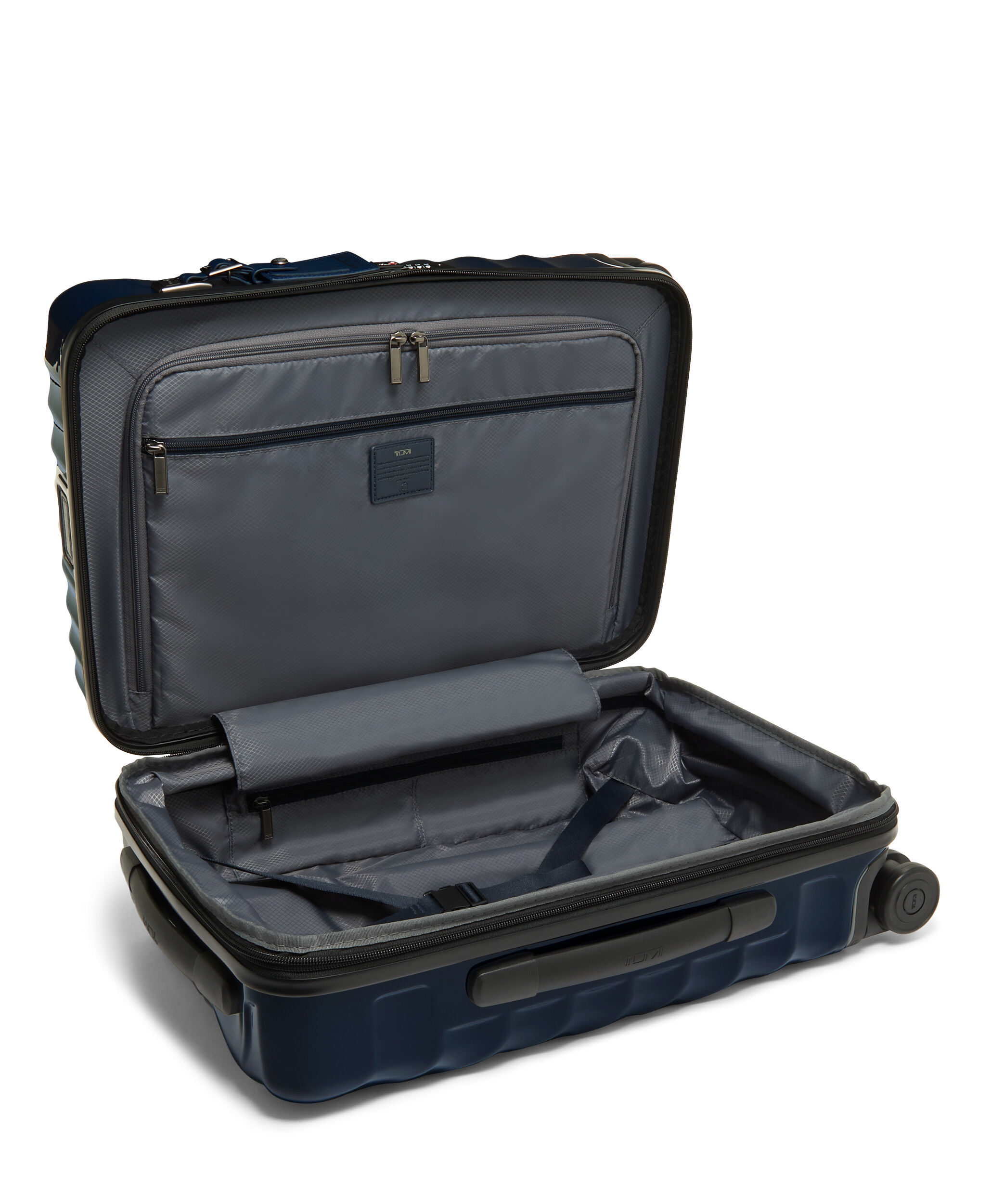 19 Degree Koffert med 4 hjul 55 cm - Int.